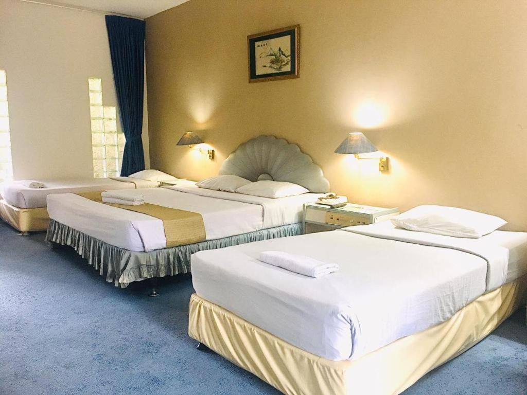 New Grand Park Hotel Surabaya Dış mekan fotoğraf